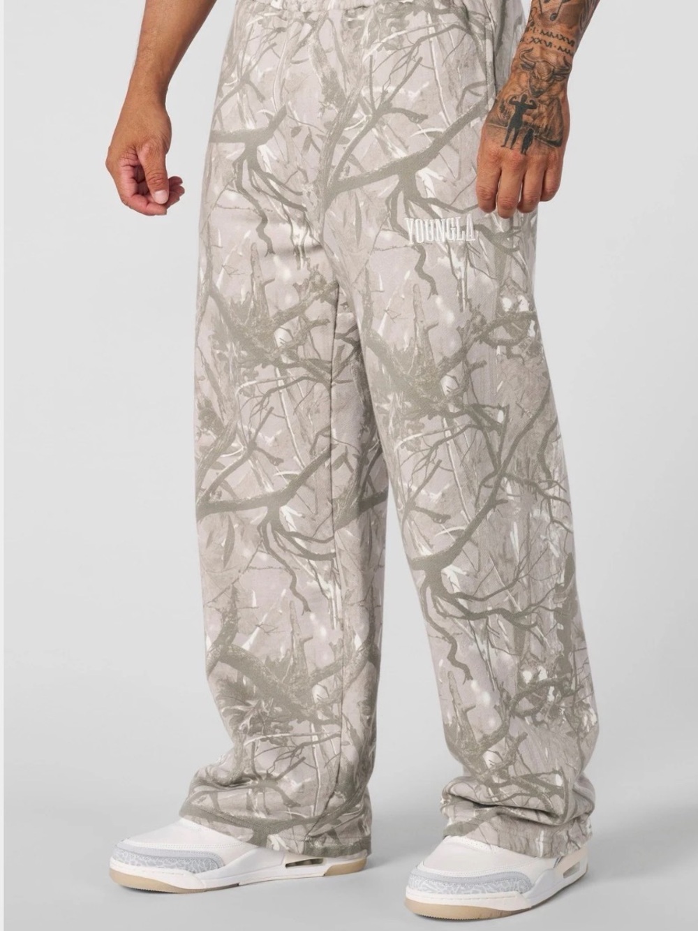 YoungLA Men's Beige Camouflage Print Relaxed Pants